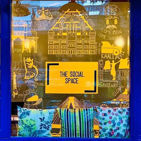 The Social Space Hostel Mumbai Exteriör bild