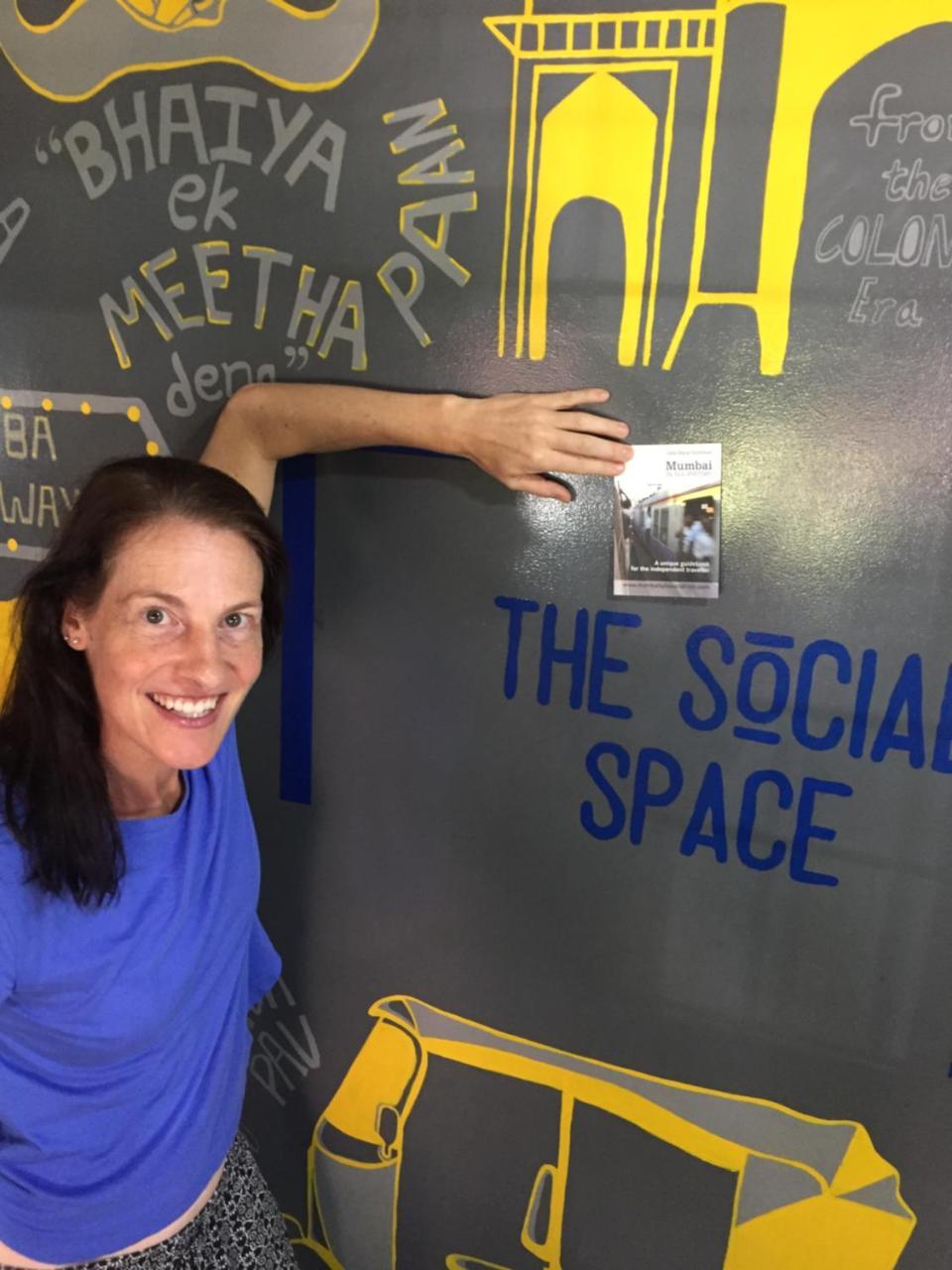 The Social Space Hostel Mumbai Exteriör bild