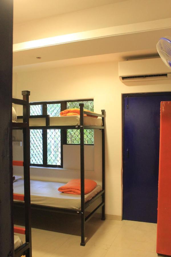 The Social Space Hostel Mumbai Exteriör bild