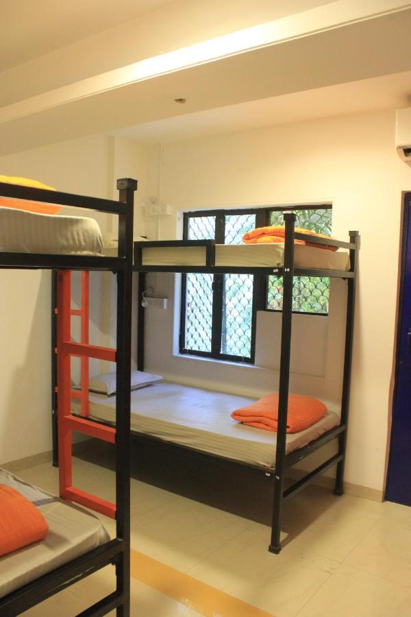 The Social Space Hostel Mumbai Exteriör bild