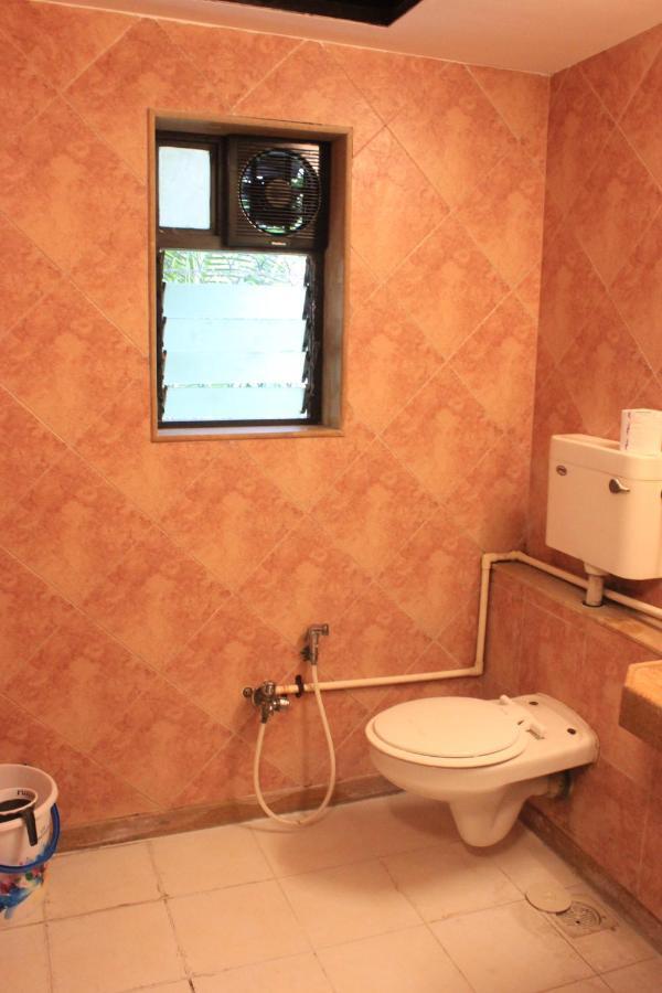 The Social Space Hostel Mumbai Exteriör bild